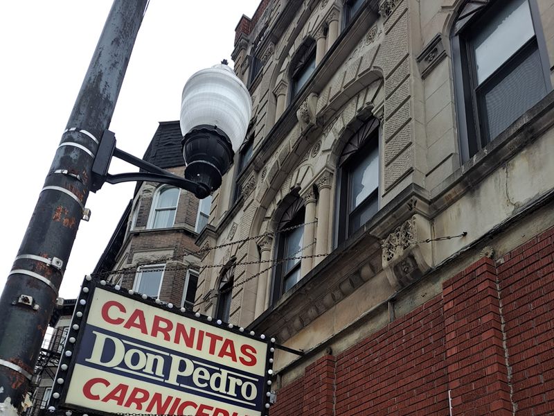 Carnitas Don Pedro exterior